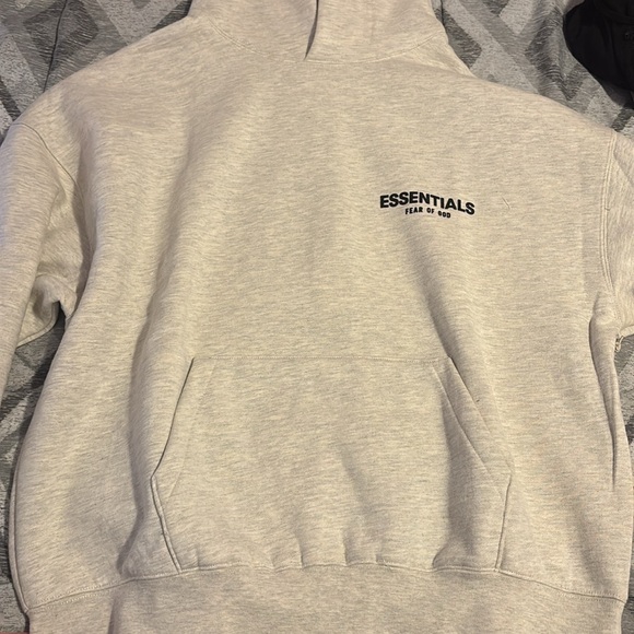 Fear of God Essentials Hoodie Light Oatmeal - Picture 5 of 5